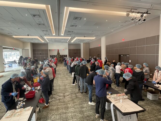 Volunteers, United Way Team To Pack ‘Meals of Hope’ in Steubenville